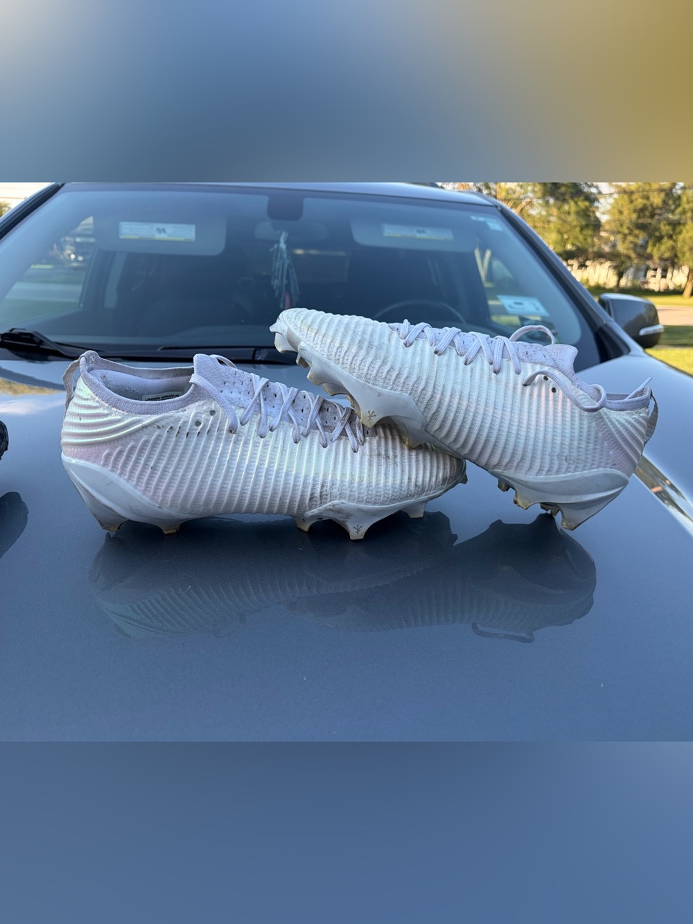 Men’s Under Armour White Cleats size 12